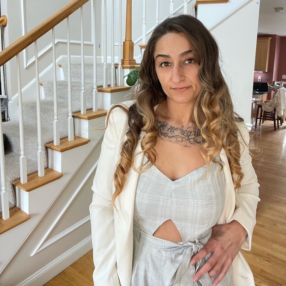 Cropped Wide Leg Jumpsuit/Romper with Straps and Mid-Section Peekaboo - Picture 9 of 12